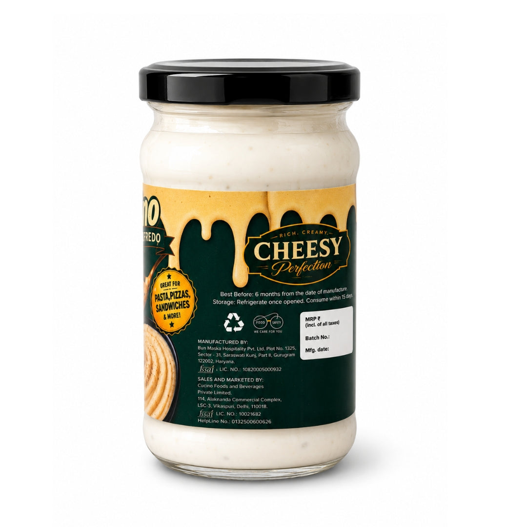 Cucino's Cheesy Alfredo Jar